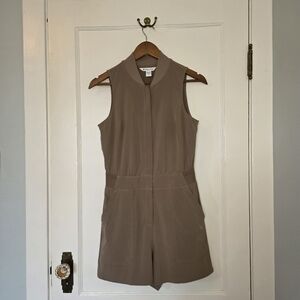 Athleta Brooklyn Utility Romper – Size 4 – Dark Ecru